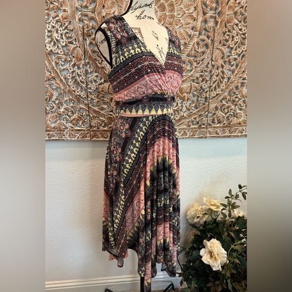 Soma Scarf Hem Tank Dress, Buttery Soft, Midi Dress, Pink & Black Paisley - Picture 4 of 14